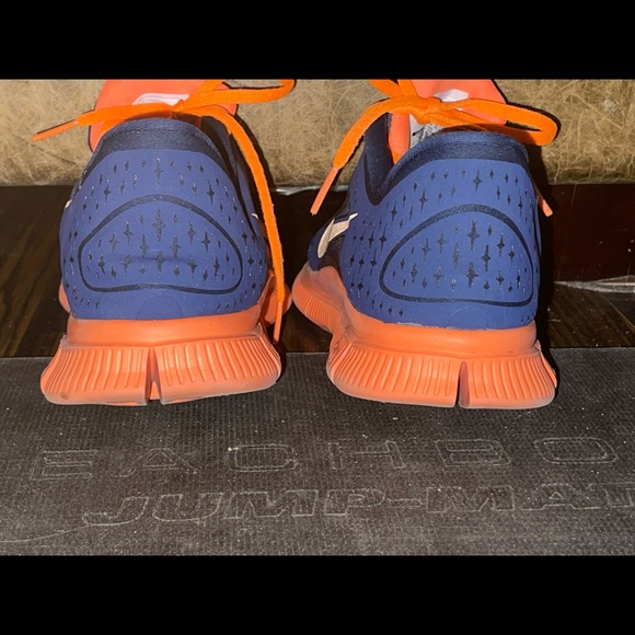 Nike Free Sneakers - Picture 3 of 13